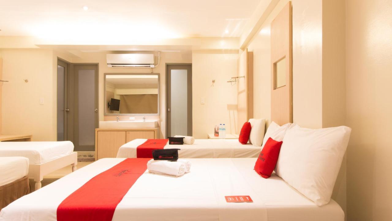 Reddoorz @ General Segundo Avenue Laoag酒店 外观 照片