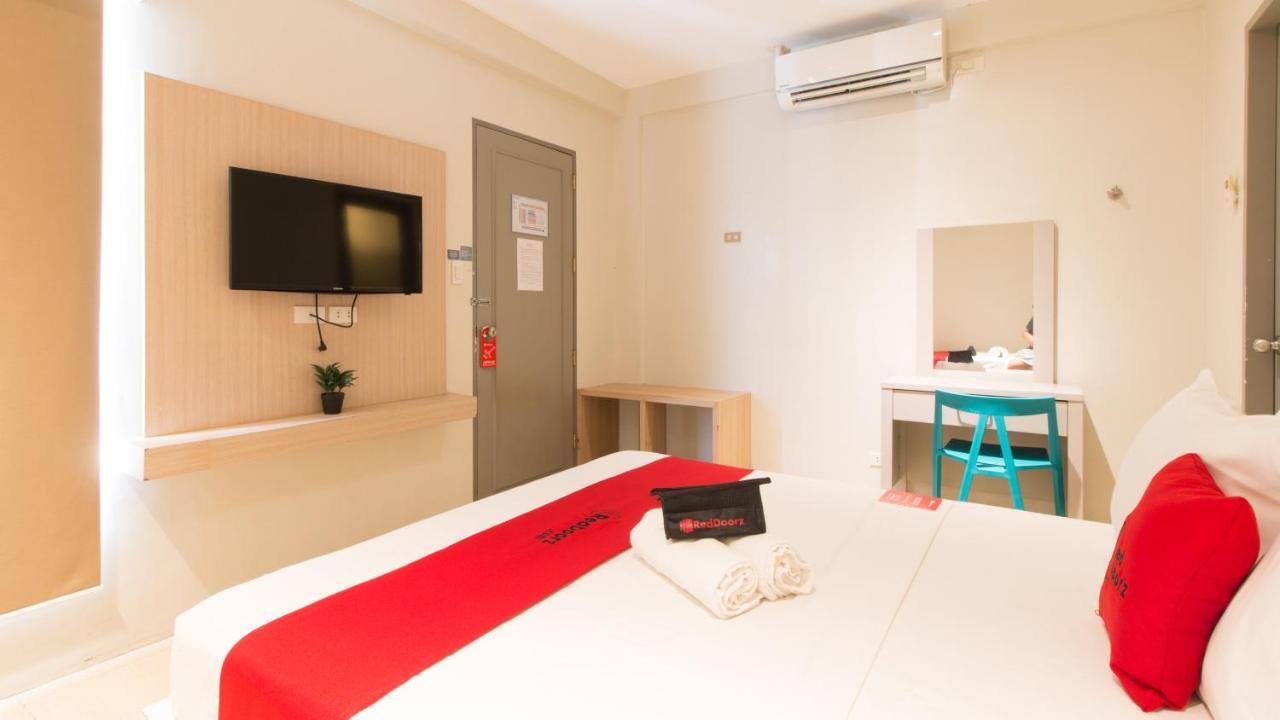 Reddoorz @ General Segundo Avenue Laoag酒店 外观 照片